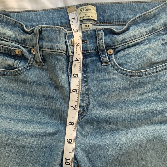 J crew 8" toothpick jean in Light wash - Picture 6 of 9